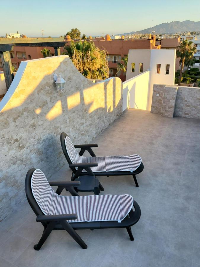 Ático dúplex con piscina privada y vistas al mar en Paraíso de Vera! Exterior foto