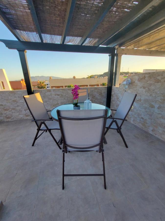 Ático dúplex con piscina privada y vistas al mar en Paraíso de Vera! Exterior foto